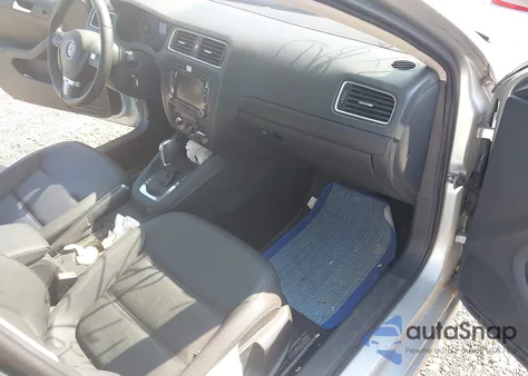 2011 Volkswagen Jetta 2.5L Se from USA, damaged, VIN 3VWDZ7AJ0BM321640